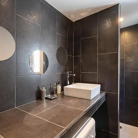 Du Roi De Rome - Hypercentre *