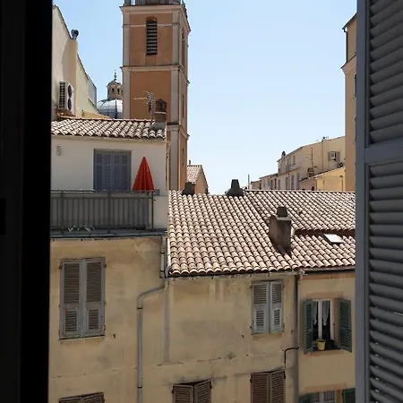 Du Roi De Rome - Hypercentre Ajaccio * Ajaccio (Corsica)